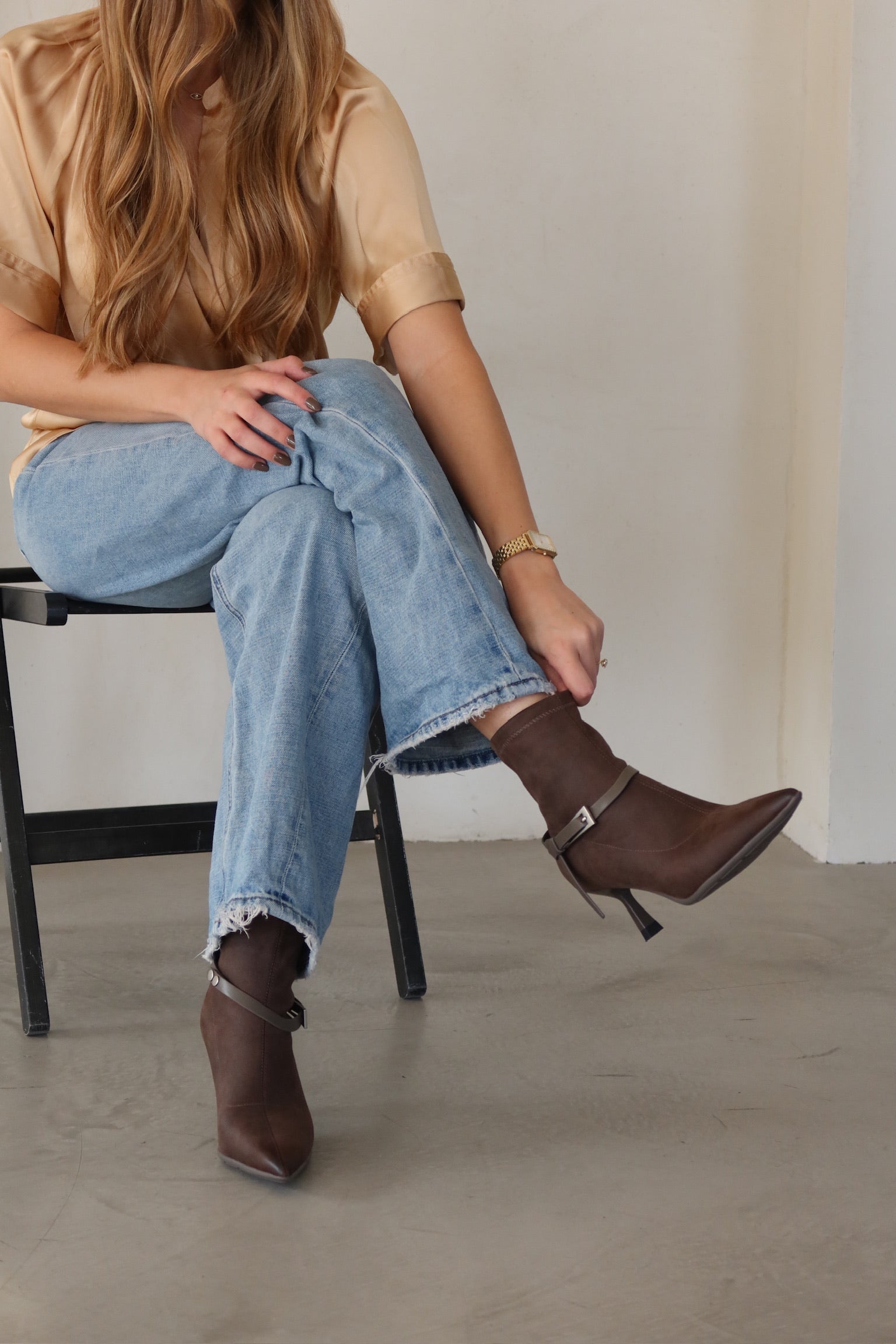 הנעליים המושלמות לחורף 2024 - שילוב מושלם של חום ואופנה