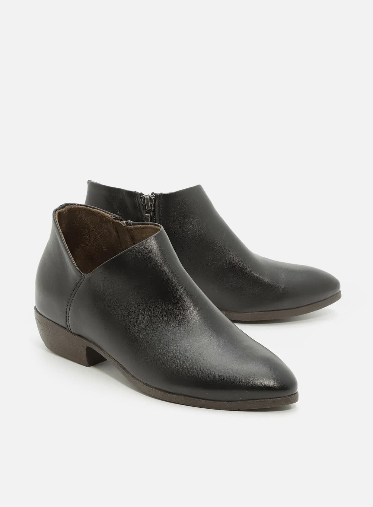 אביבה-נעל-v-מבריק