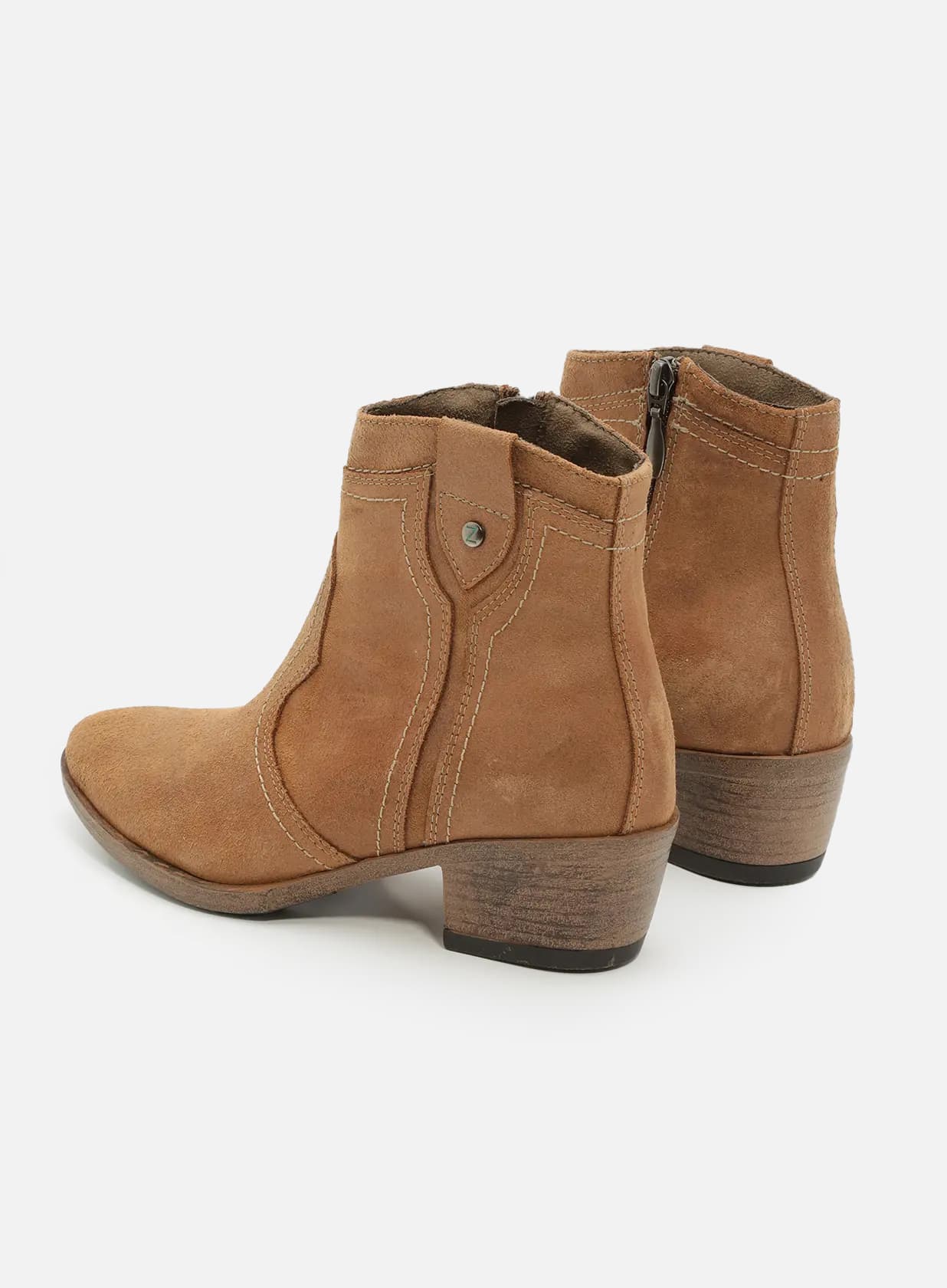 מיה-בוקר-שפאלט-ניט