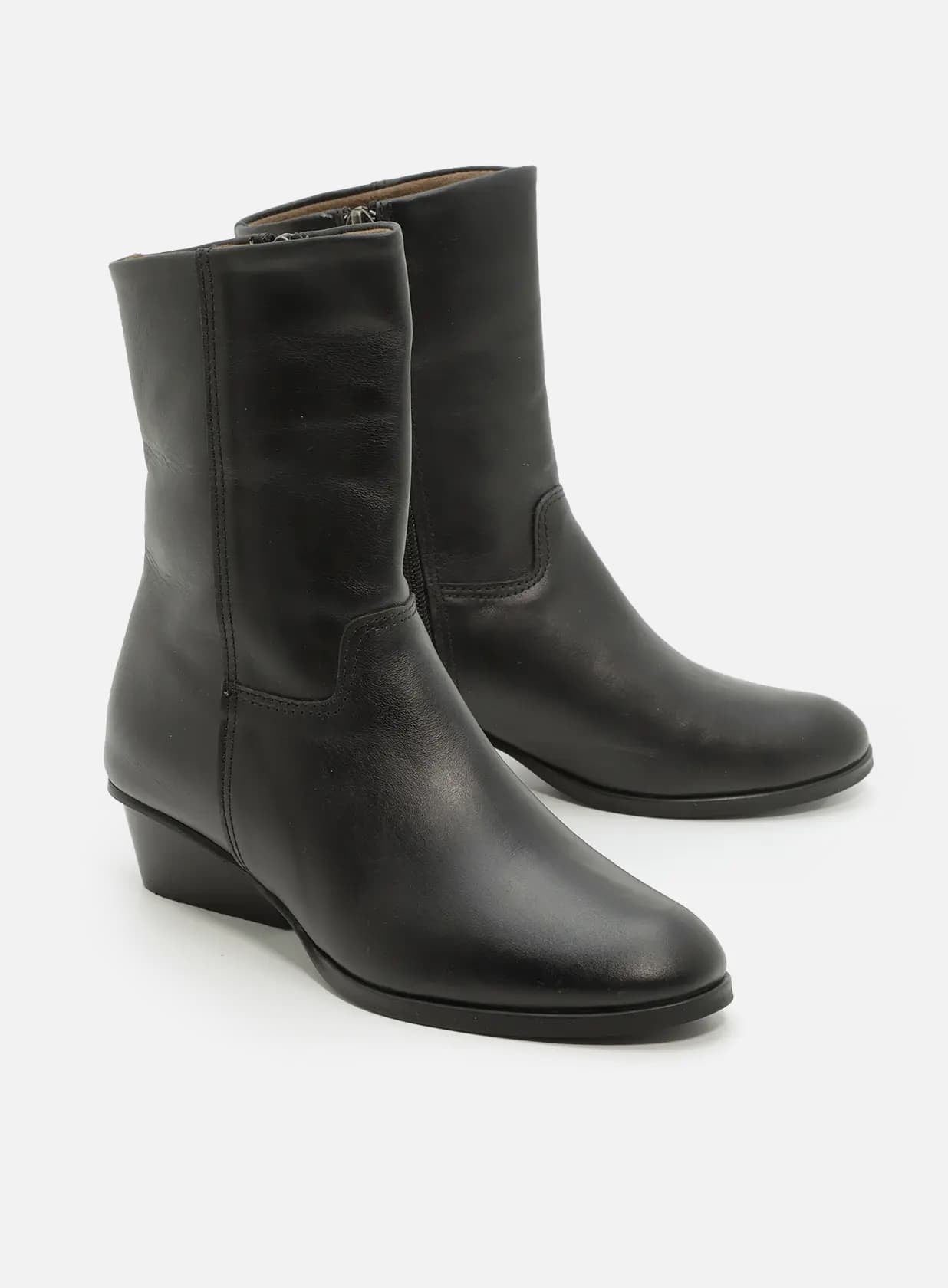 גוליה-מגפון-מבריק-עקב-4