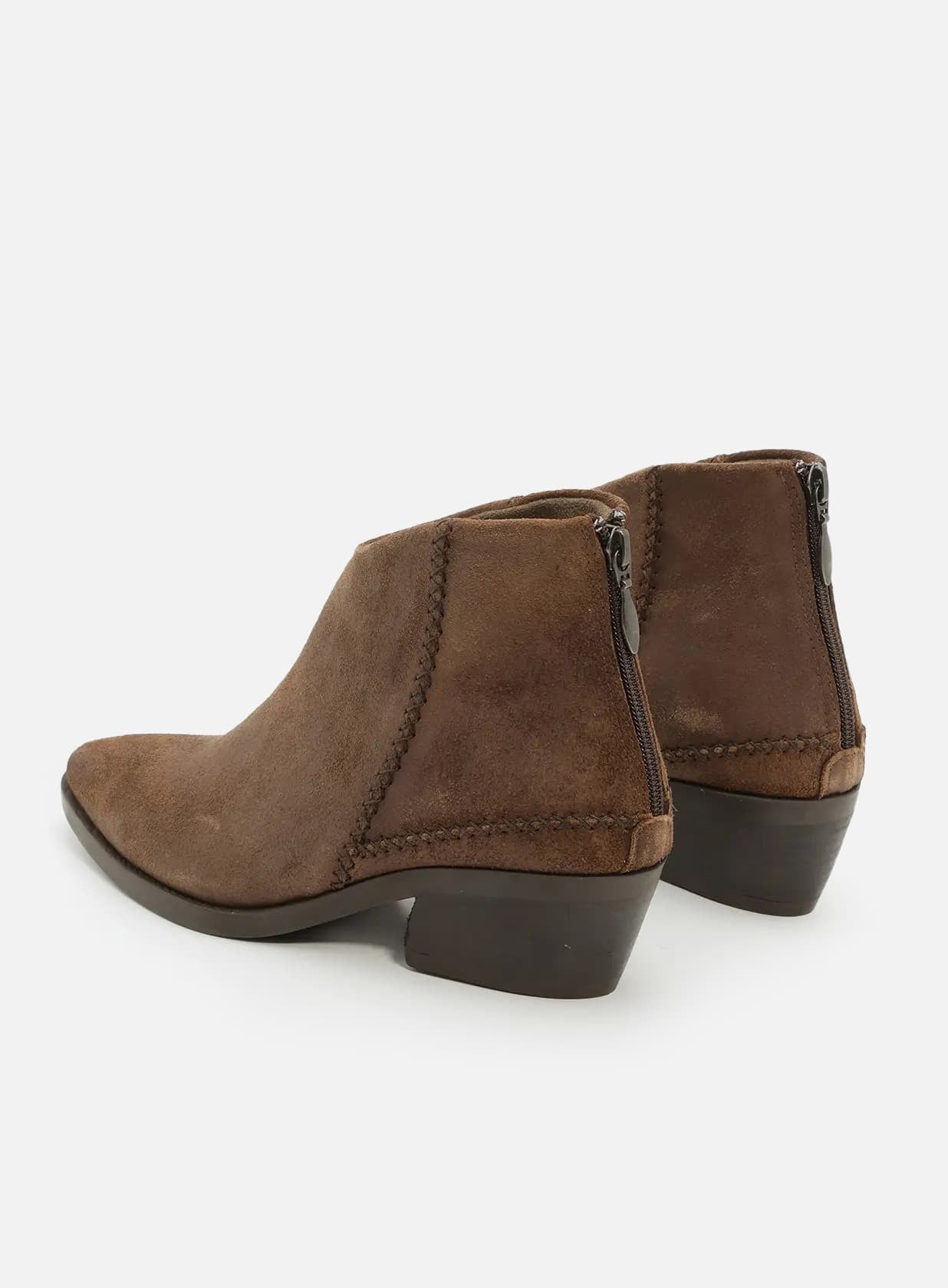 קמילה-מגפון-שפאלט-תפר