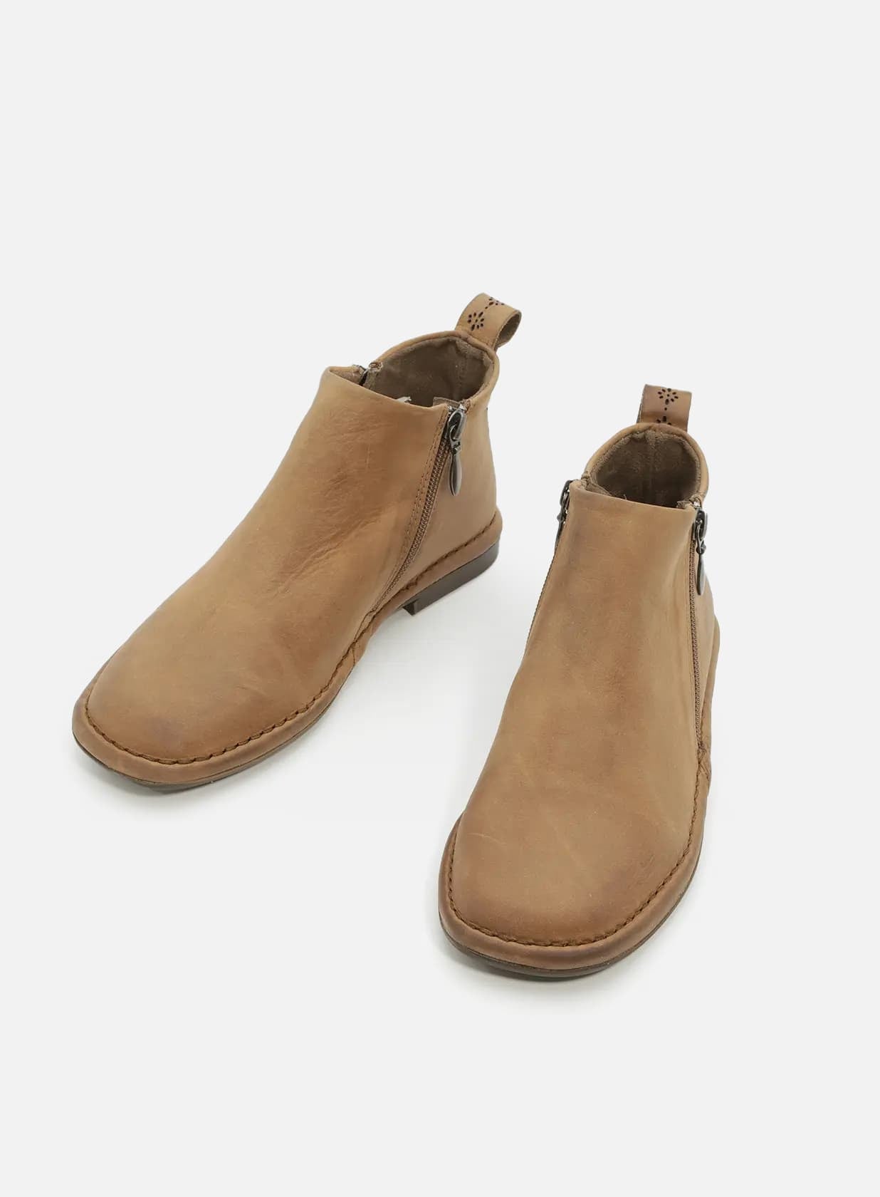 סול-נעל-3-4-לייזר-מאחור