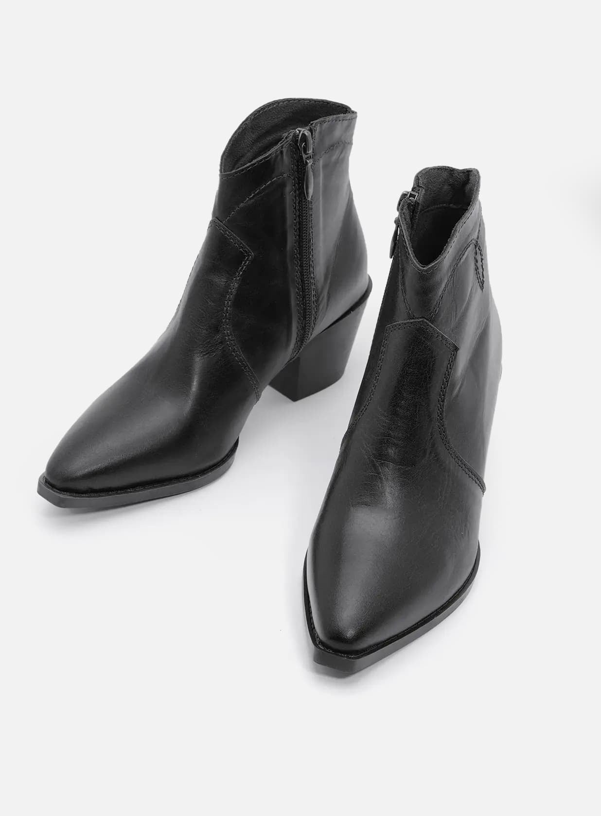 סנדרה-בוקרים-מבריק