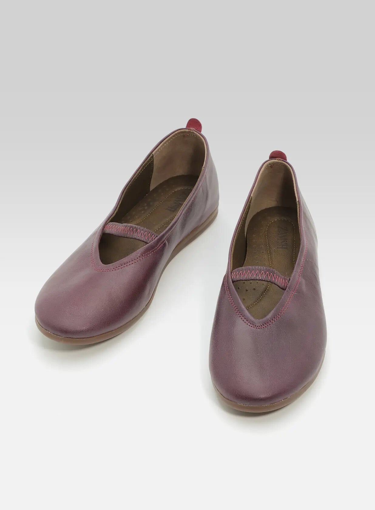 רינה-בלרינה-עם-גומי-מבריק