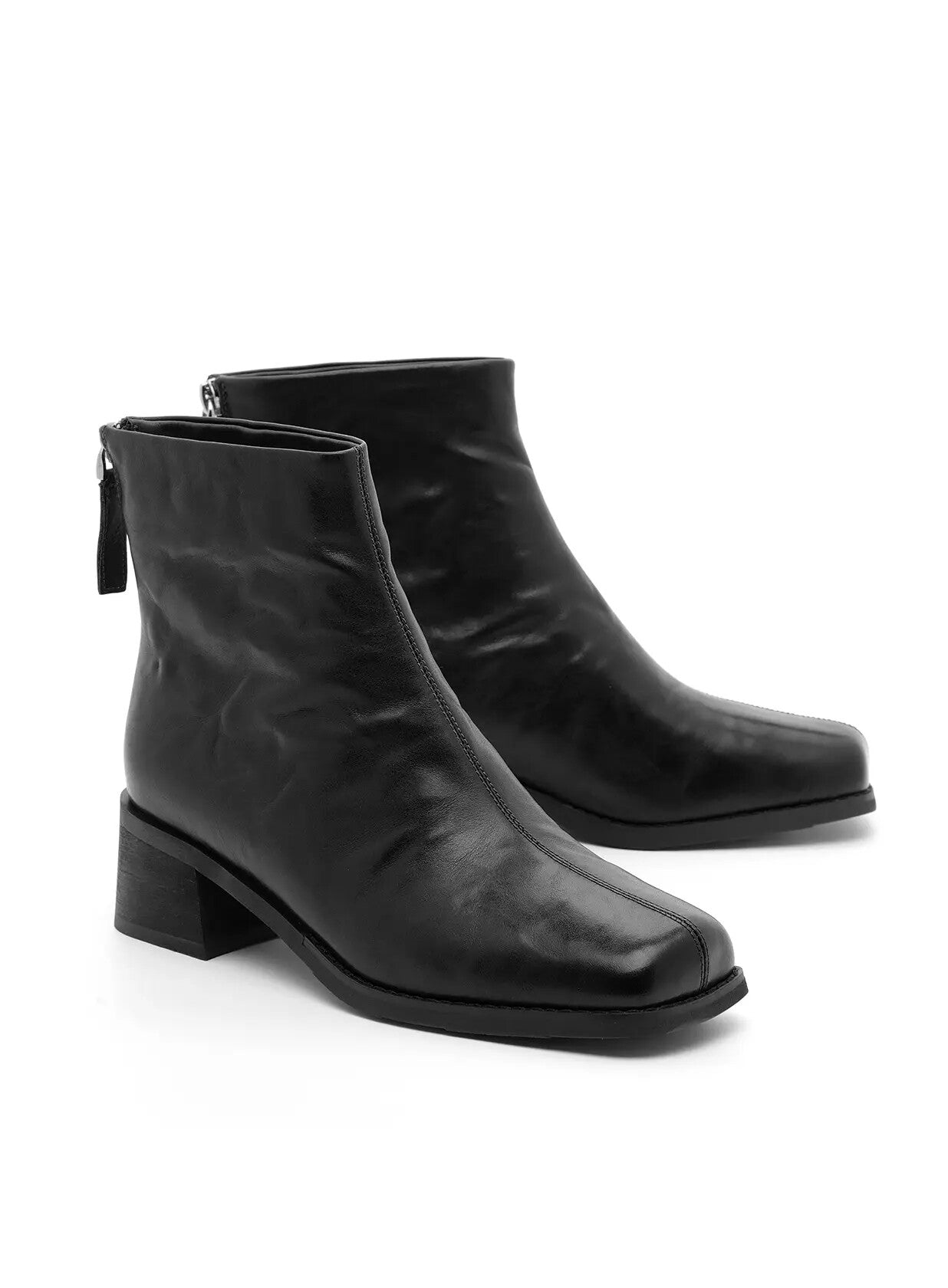 גבריאלה-מגפון-רוכסן