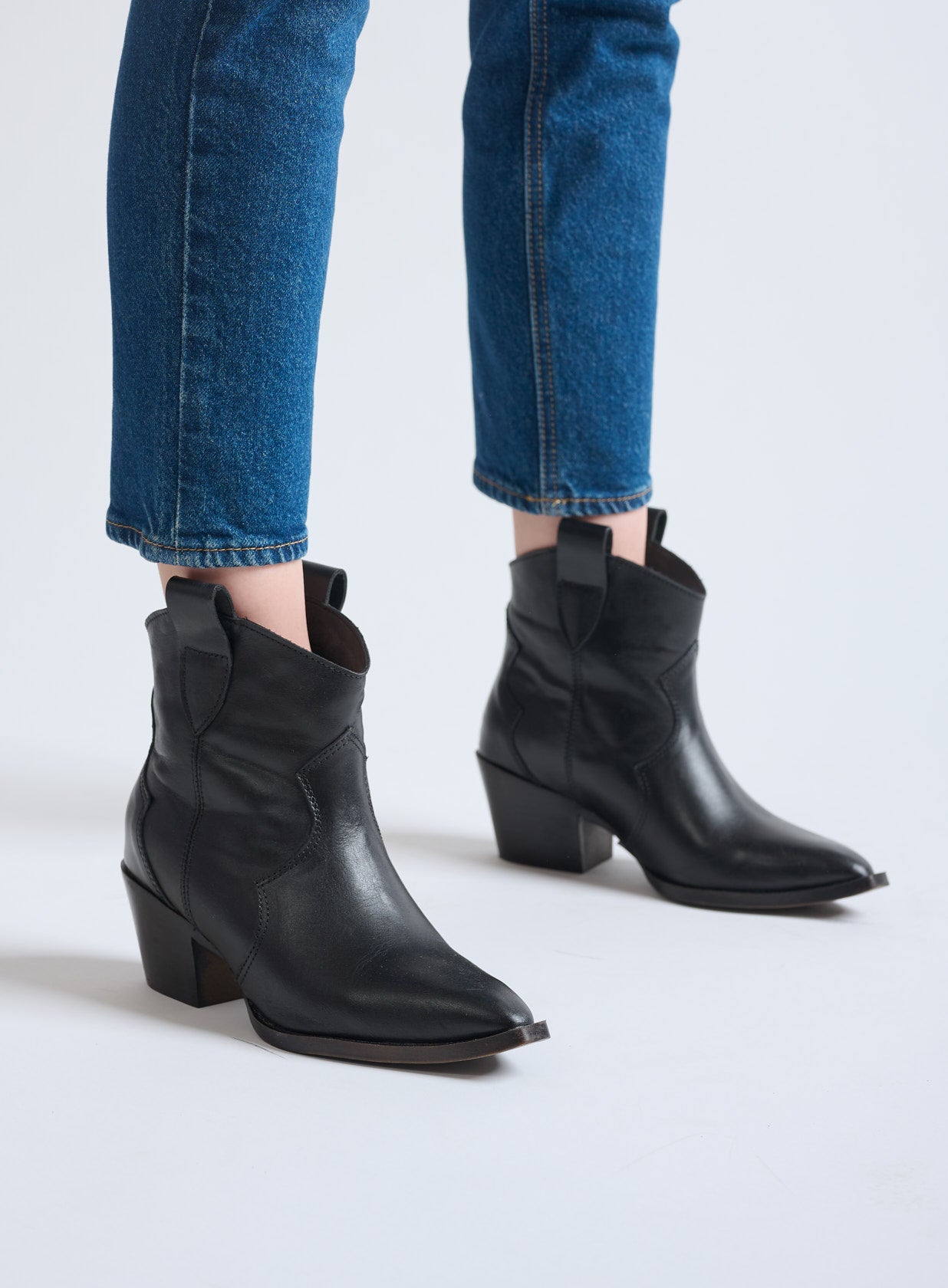 מגפי-בוקרים-מעור-דאלאס