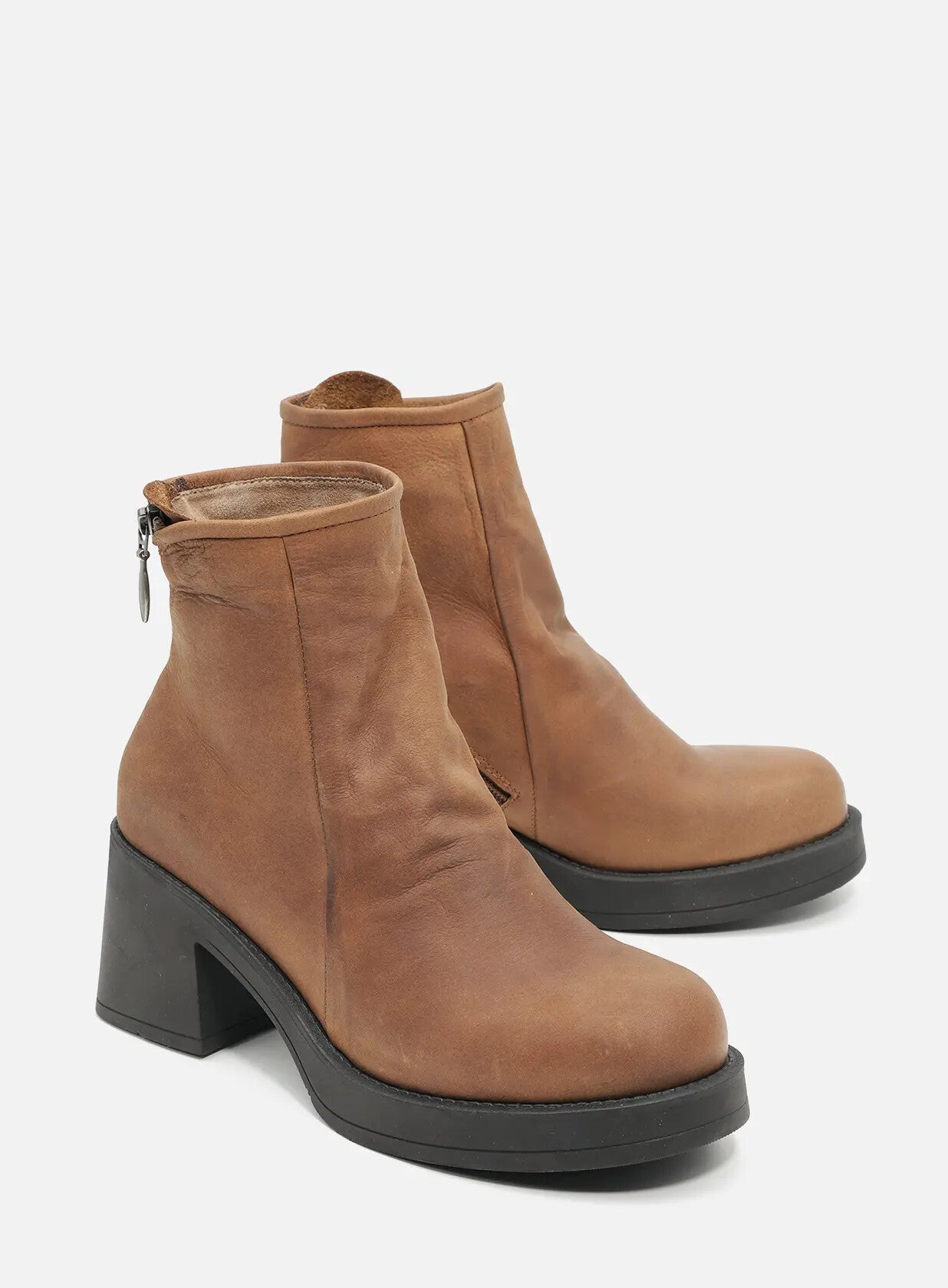 מגפונים-מעור-אמסטרדם