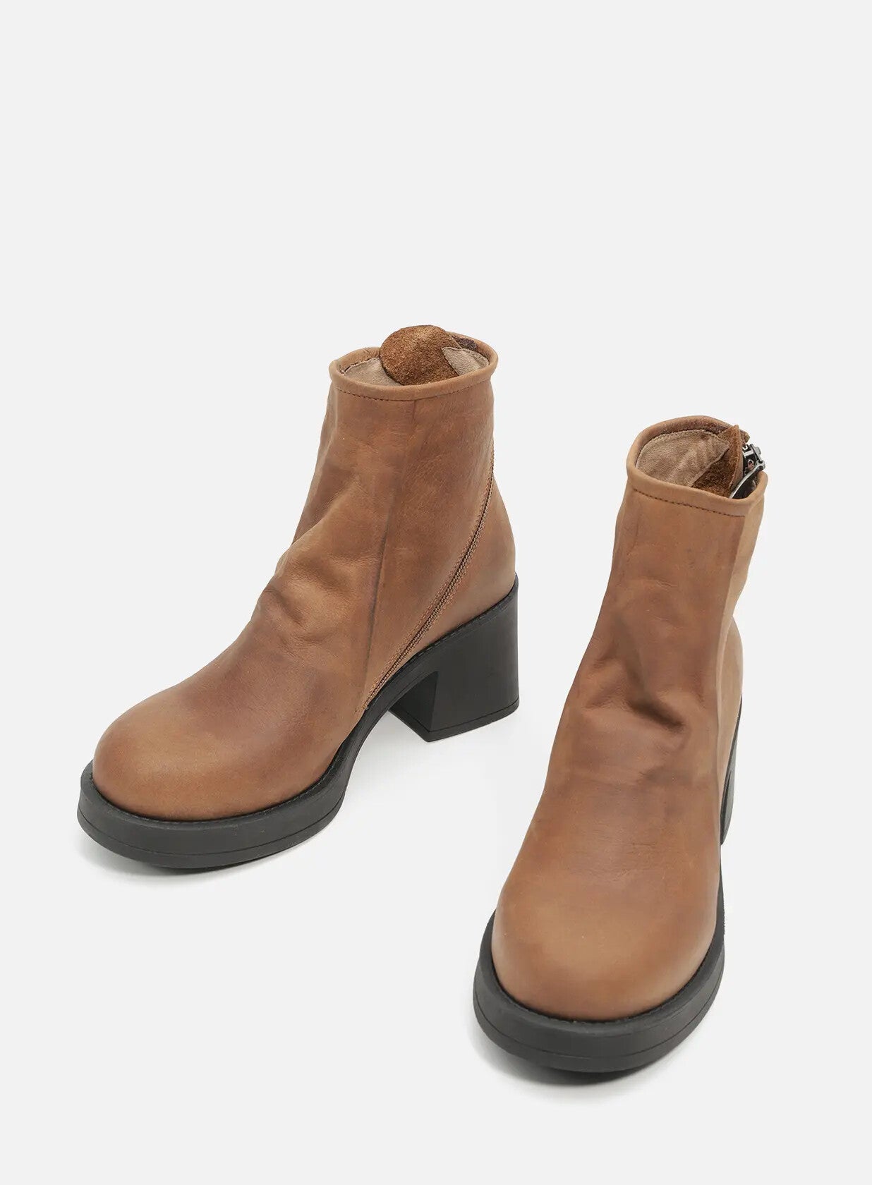 מגפונים-מעור-אמסטרדם