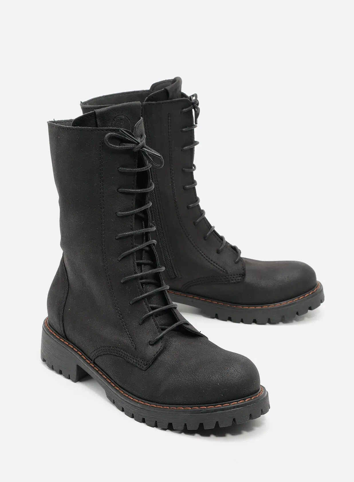 מגפונים גבוהים טבעוניים עם שרוכים - מנצ'סטר