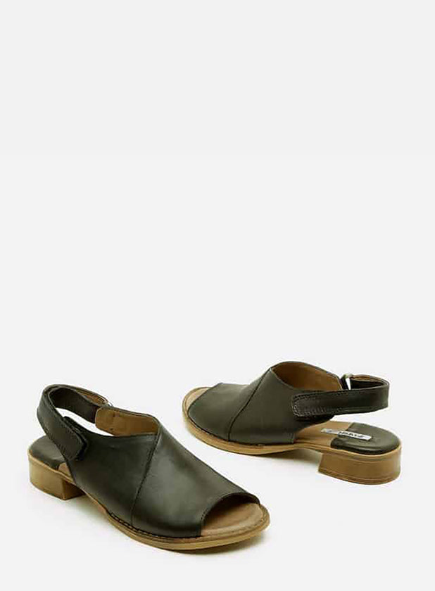 סנדלי עור מעטפת סקוץ' - נעמה