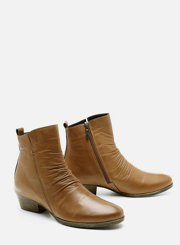 מגפון עקב מעור עם כיווצים - אווה