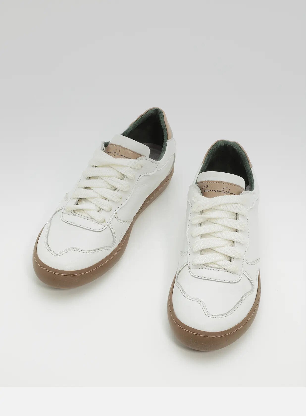 רוני-סניקרס-קלאסי-1-2