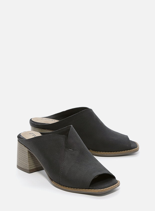 כפכפי עקב עור מעטפת - קרן