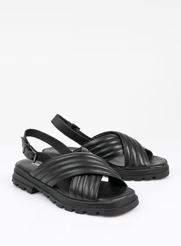 סנדלי-עור-רצועות-מוצלבות-דגם-קרלי-998912