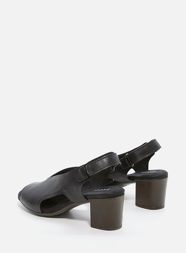 נעלי-עקב-עור-פתח-וי-הילה-998597