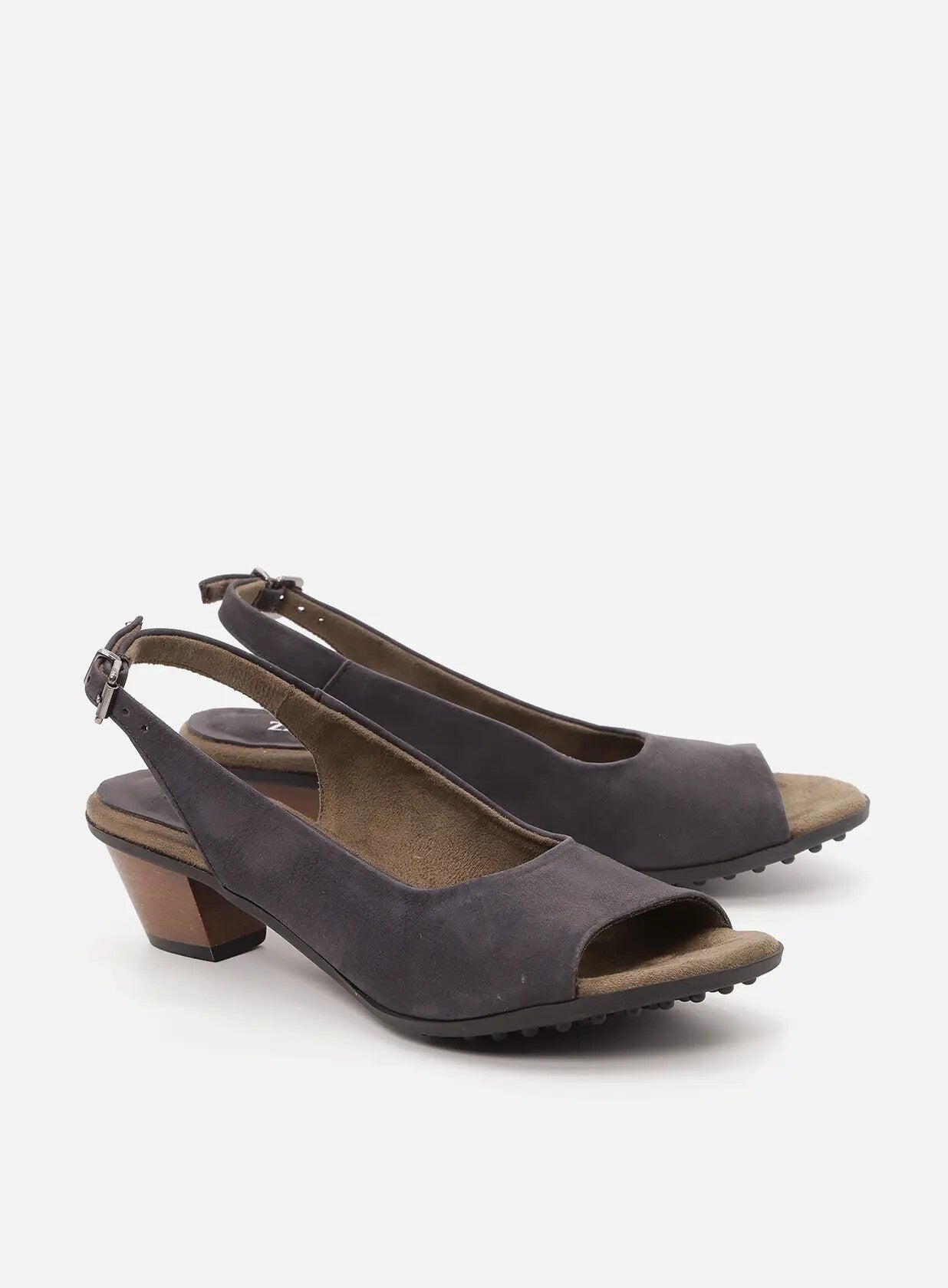 סנדלי-עקב-מעור-yasmine