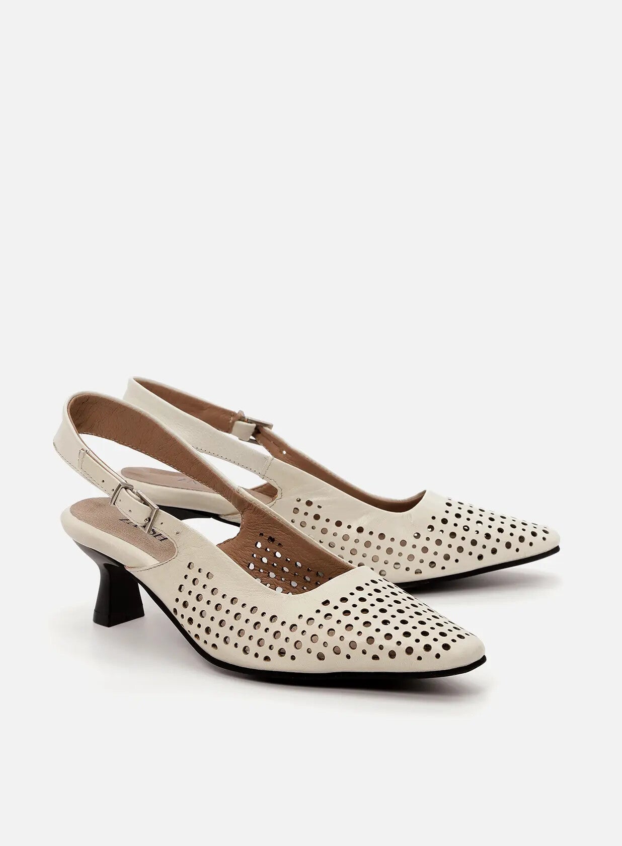 נעלי-עקב-סירה-מעור-lauren