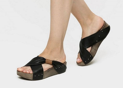 נעליים לעמידה ממושכת לנשים