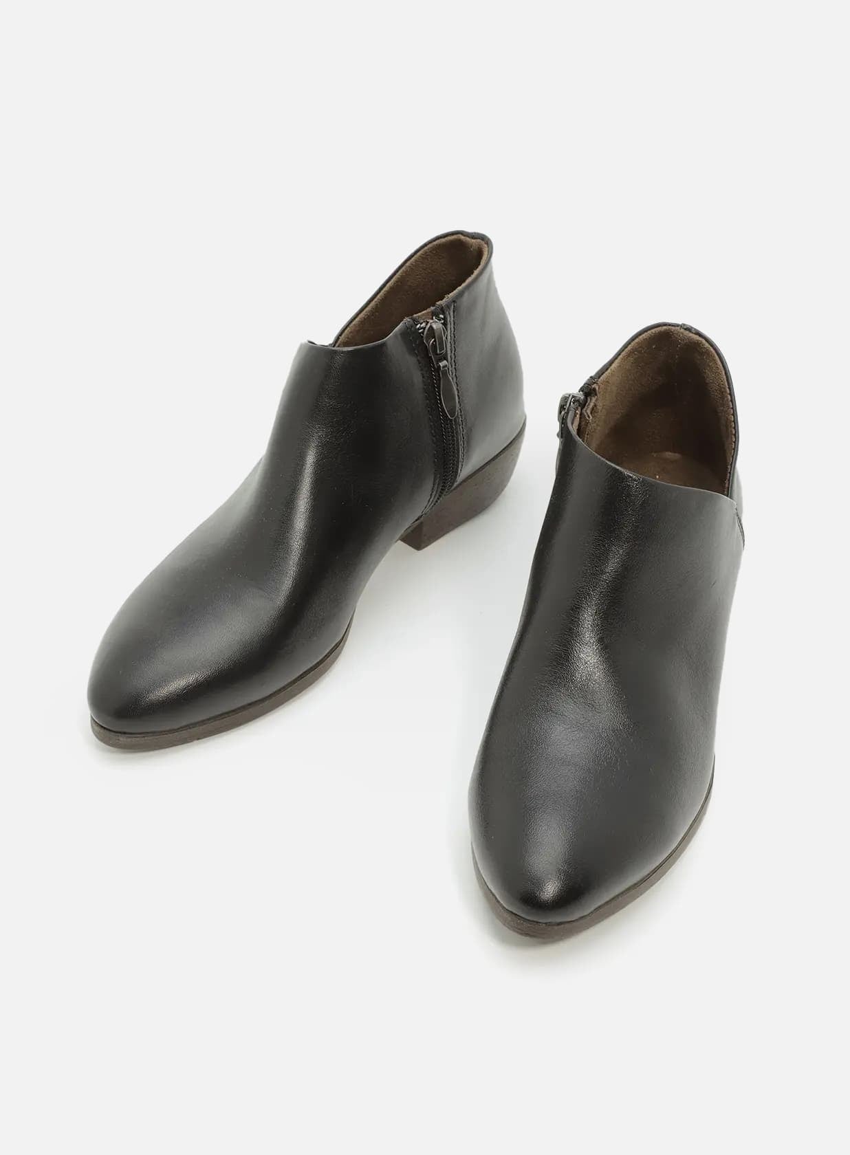 אביבה-נעל-v-מבריק