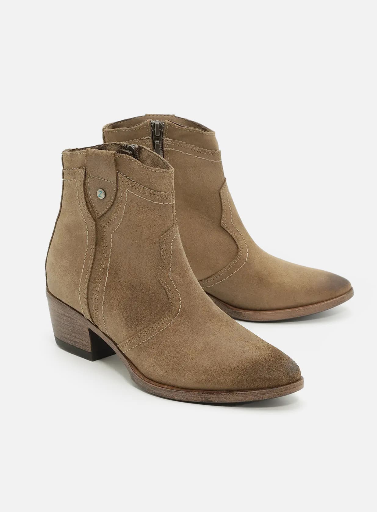 מיה-בוקר-שפאלט-ניט