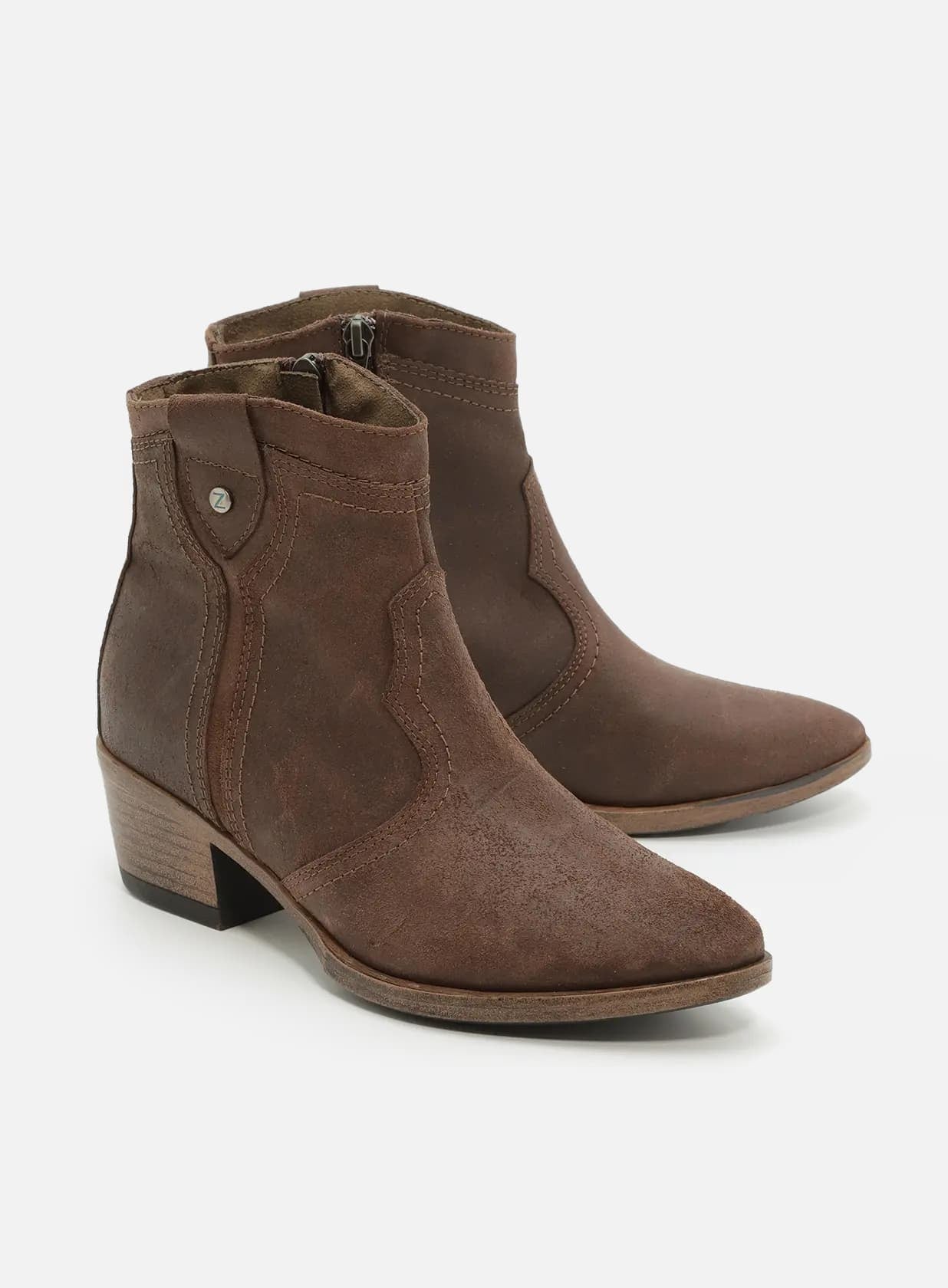 מיה-בוקר-שפאלט-ניט