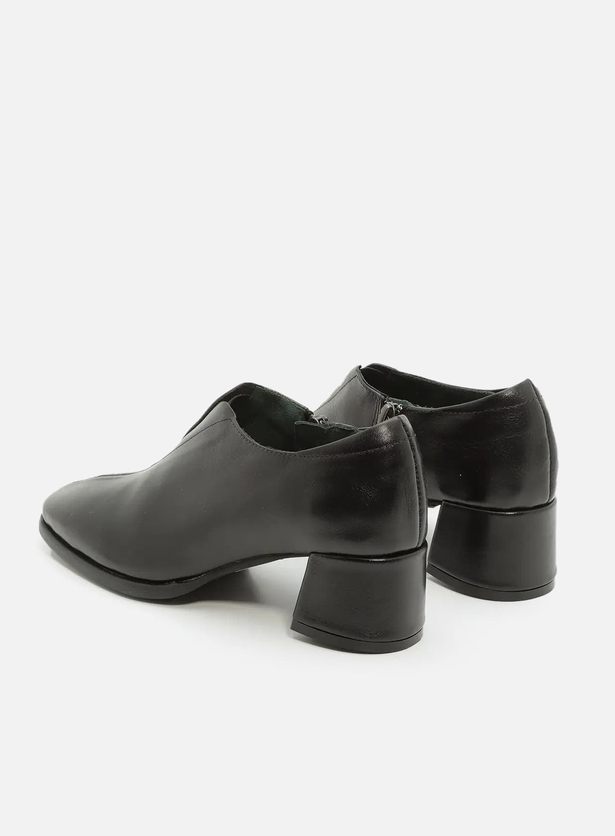 טלי-נעל-מבריק-גומי