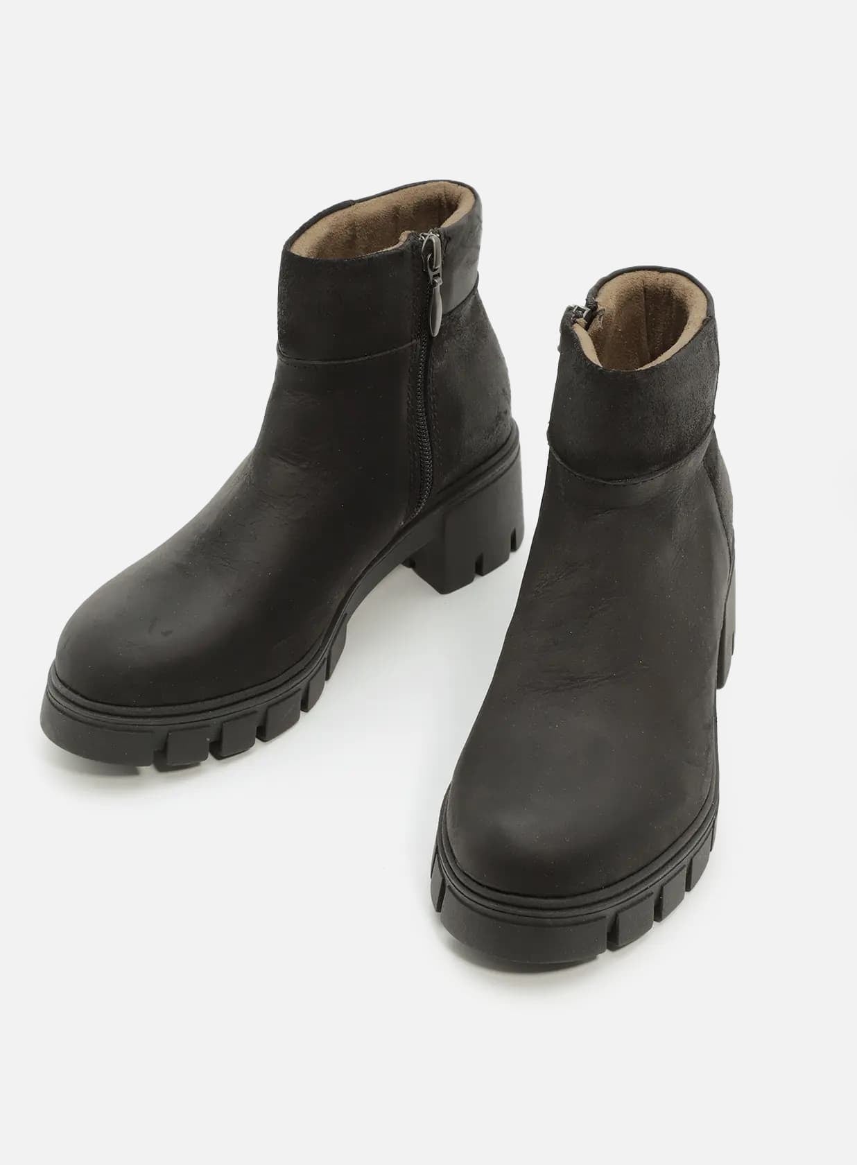 מאיה-מגפון-טרקטור