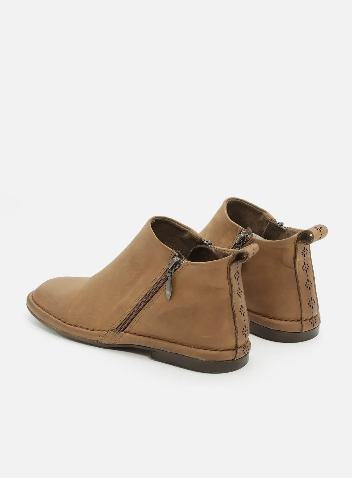 סול-נעל-3-4-לייזר-מאחור