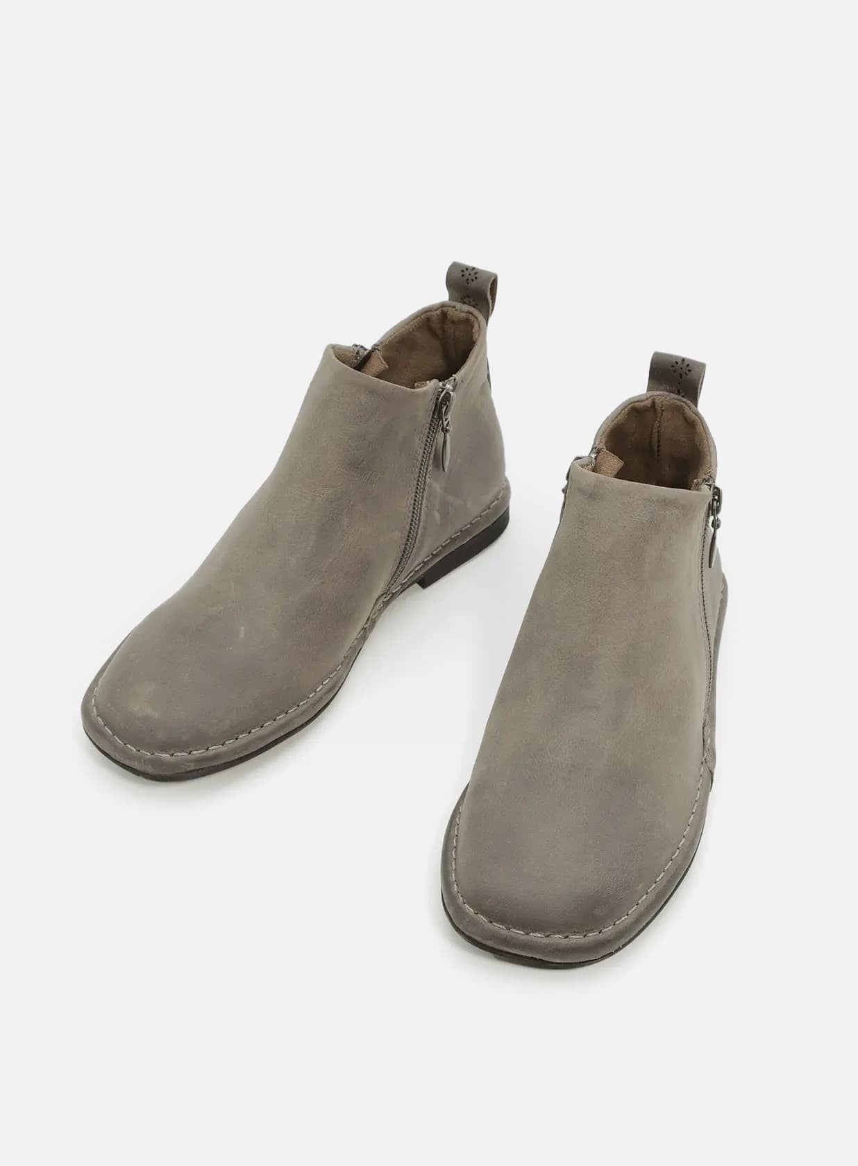 סול-נעל-3-4-לייזר-מאחור