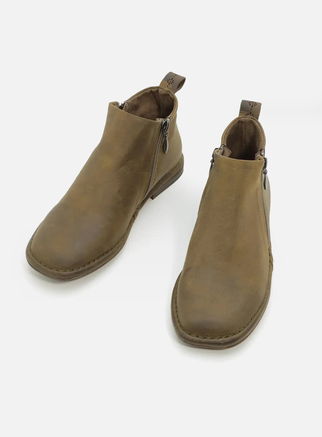 סול-נעל-3-4-לייזר-מאחור