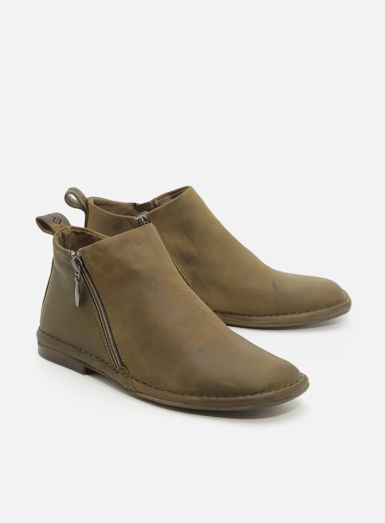 סול-נעל-3-4-לייזר-מאחור