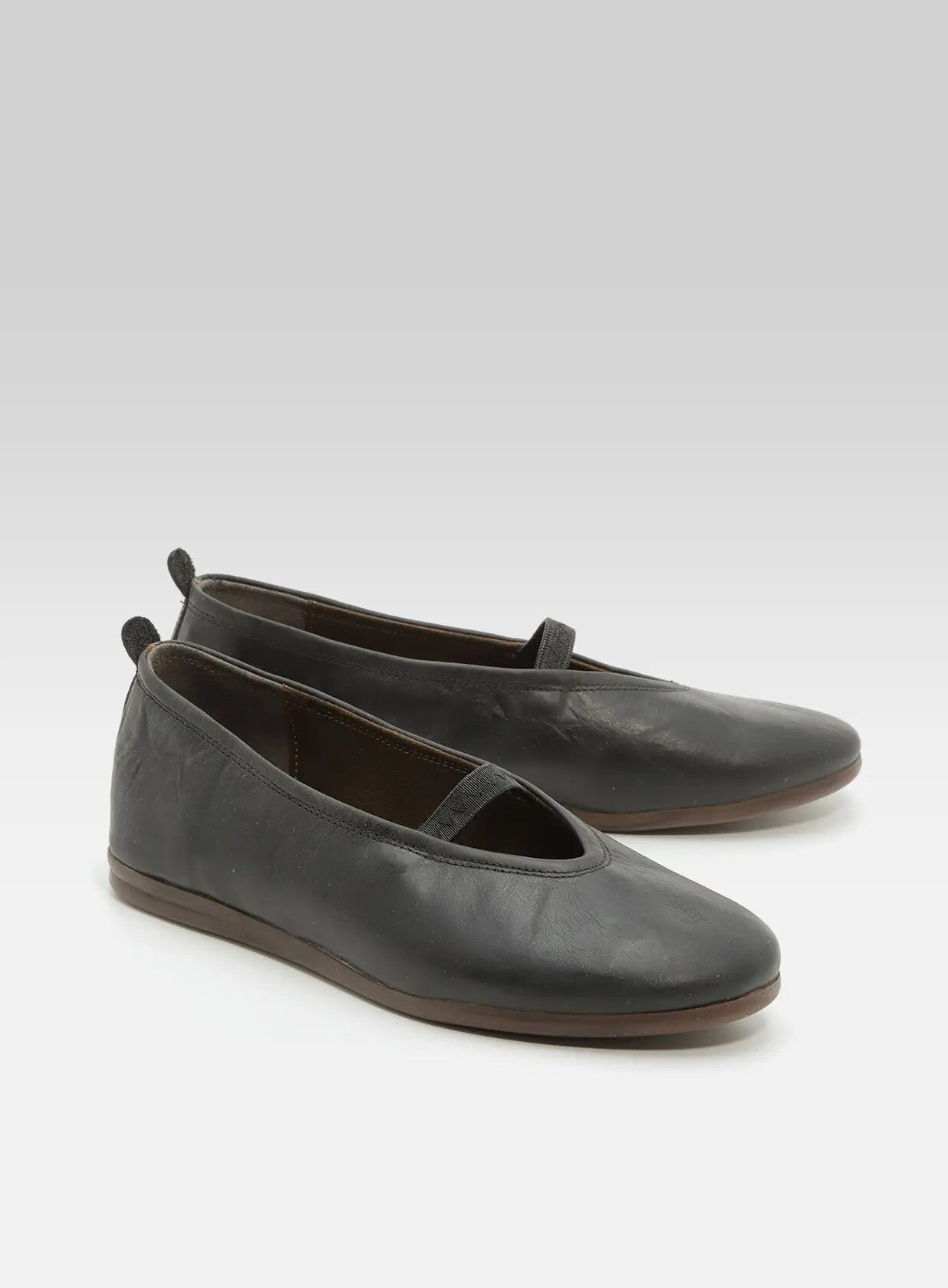 רינה-בלרינה-עם-גומי-מבריק