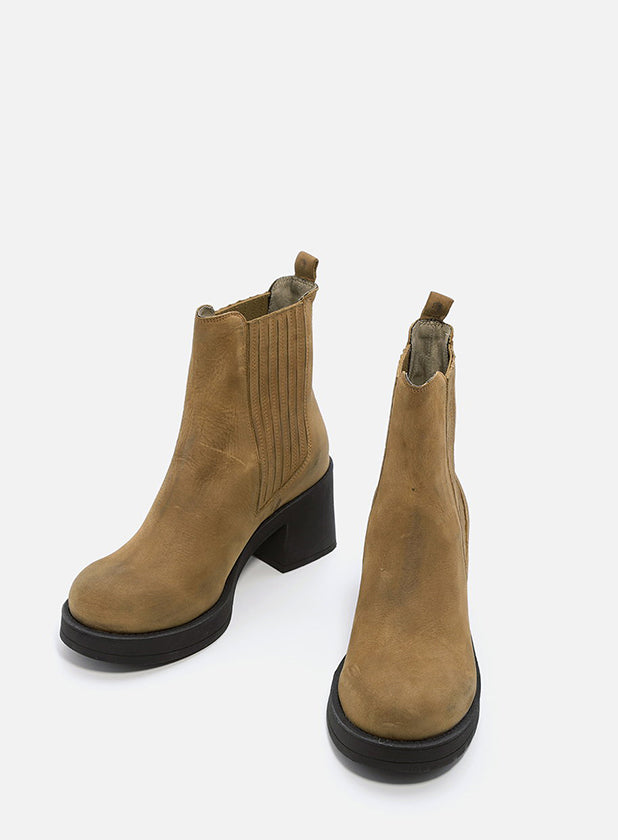 מגפוני-עור-תיפורים-דגם-עלמה-991732