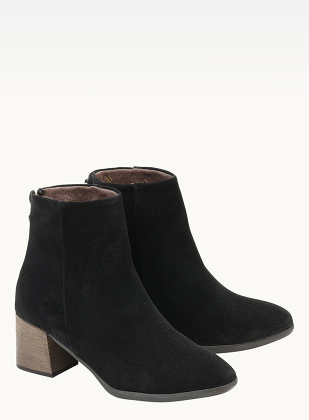 מגפוני זמש עם עקב לוק - ענבר