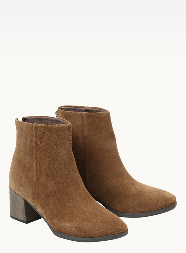 מגפוני-זמש-עם-עקב-לוק-דגם-ענבר-993984