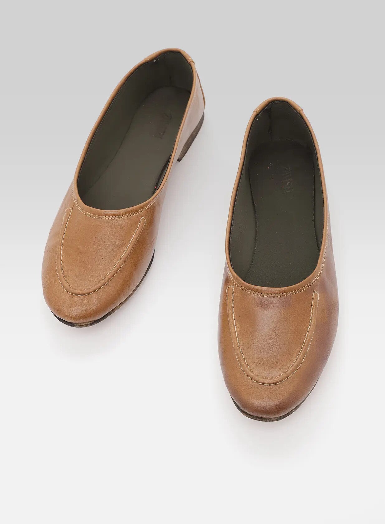 רבקה-מוקסין-סירה-מבריק