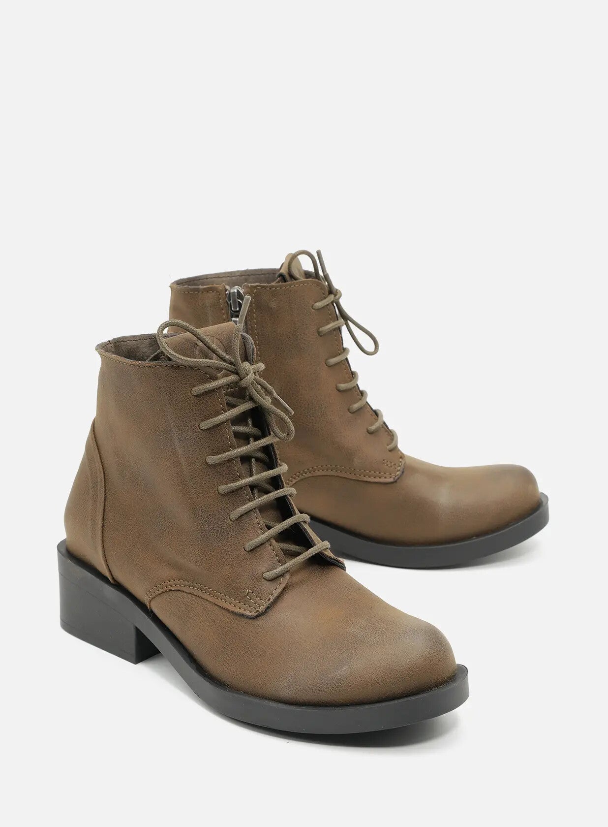 מגפונים טבעוניים עם שרוכים - אלבמה