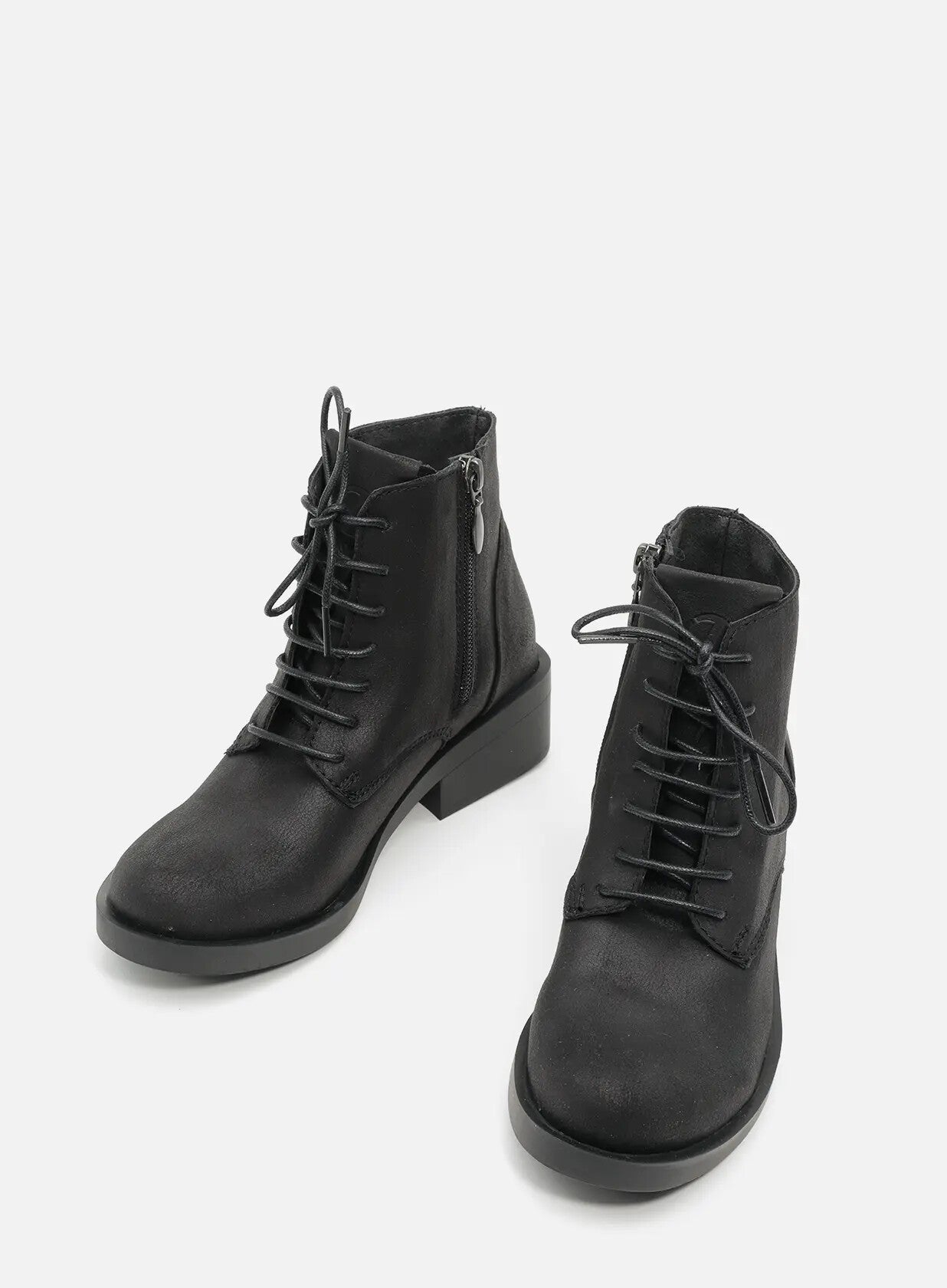 מגפונים-טבעוניים-עם-שרוכים-אלבמה