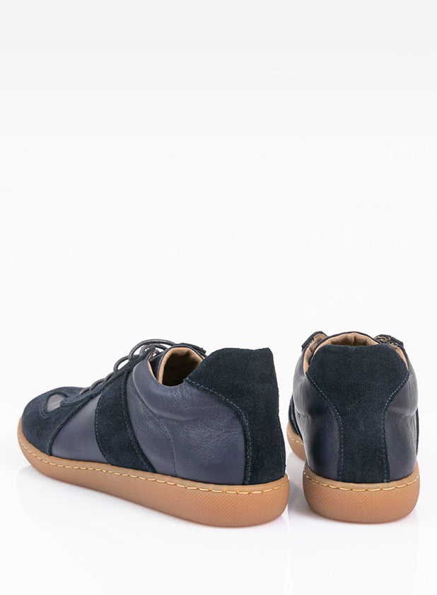 סניקרס-זמש-בעבודת-יד-דגם-טיילור