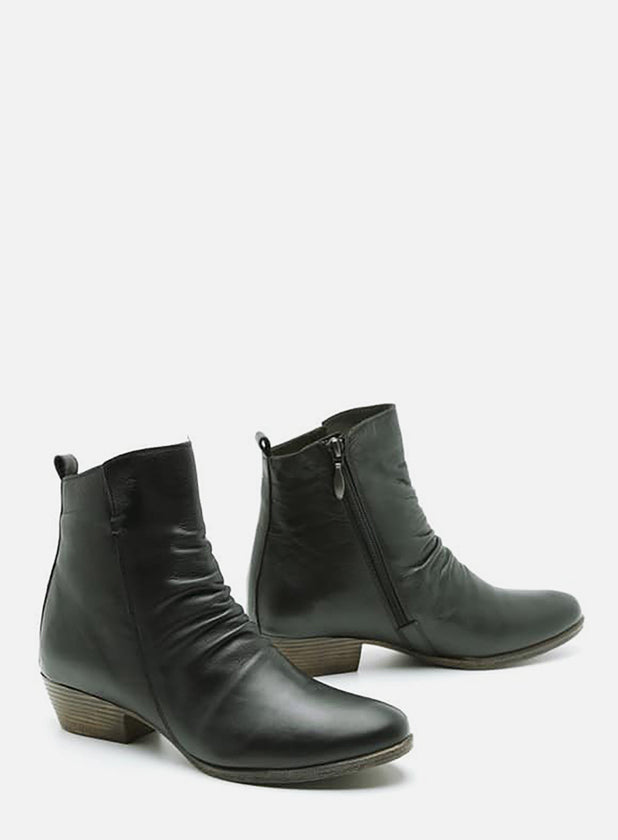 מגפון עקב מעור עם כיווצים - אווה