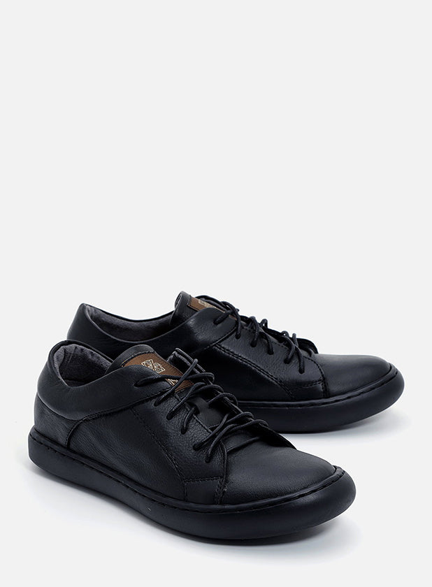 נעלי-סניקרס-עור-נשים-דגם-ניקי-998741