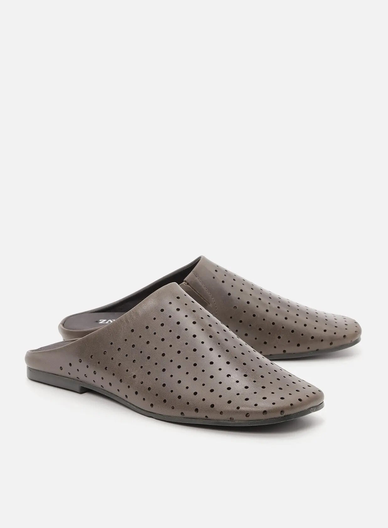 כפכפי-לייזר-מעור-alice