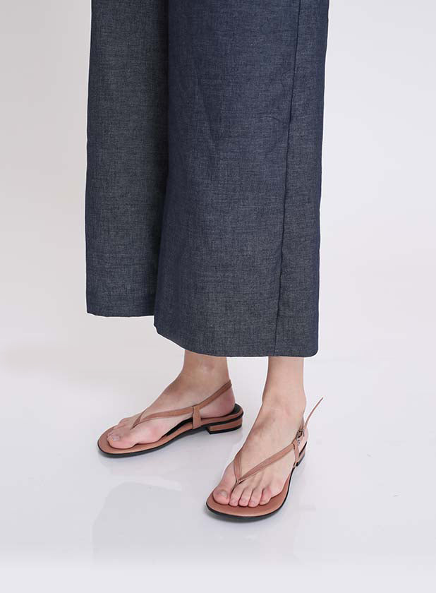 סנדלי-אצבע-מעור-anna