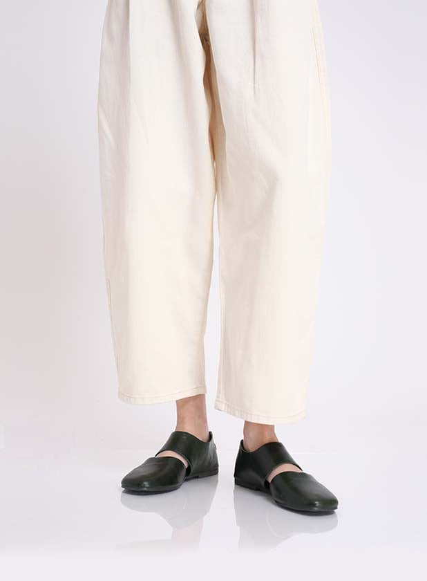 נעלי-עור-שטוחים-jeanne