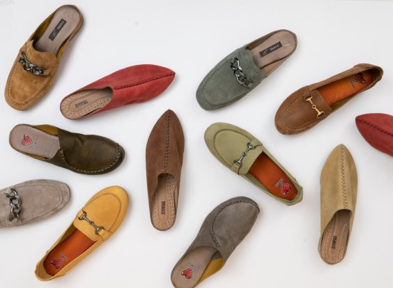 התאמת נעליים לבגדים