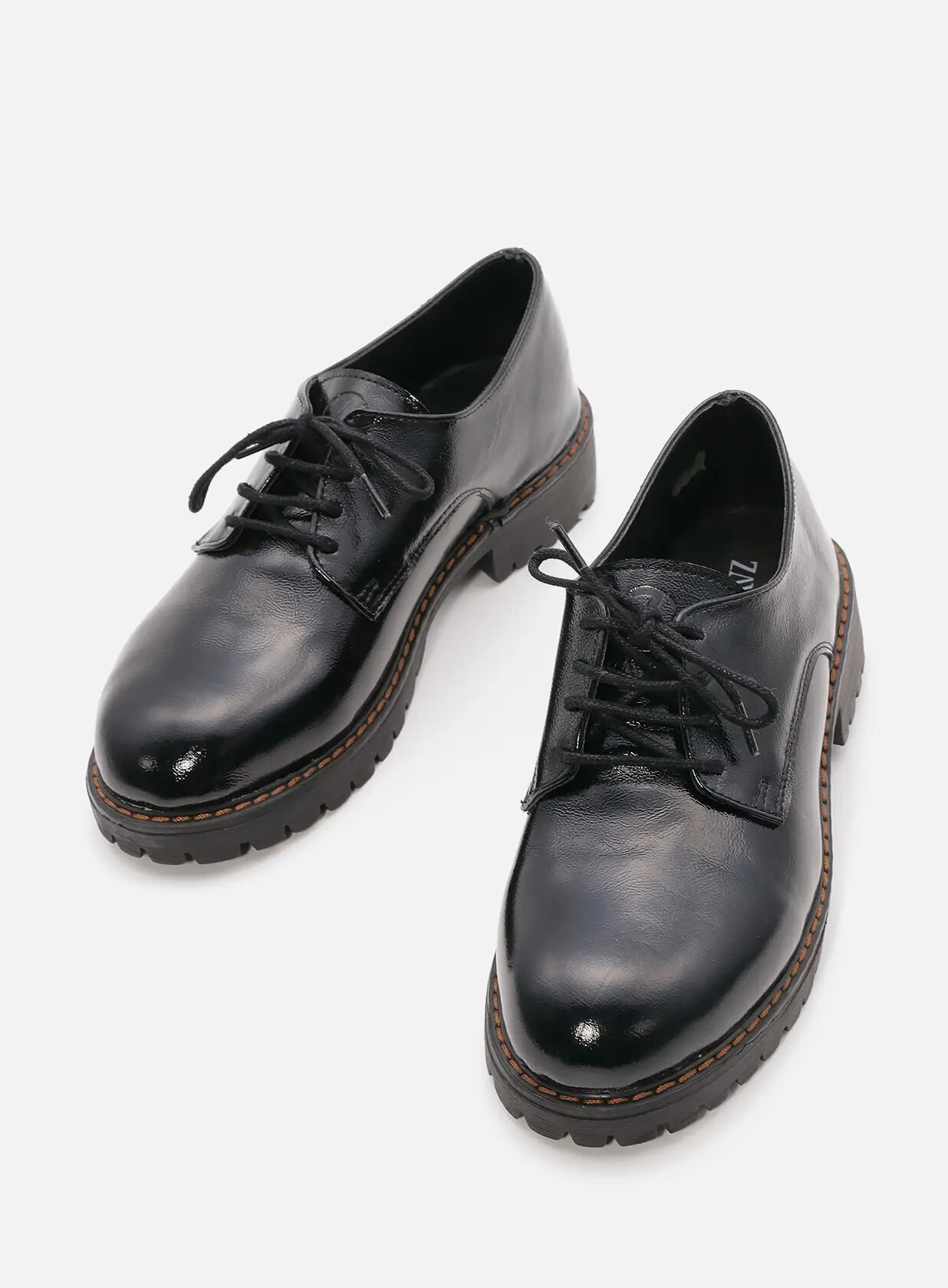 נעליים מעור מבריק - לונדון