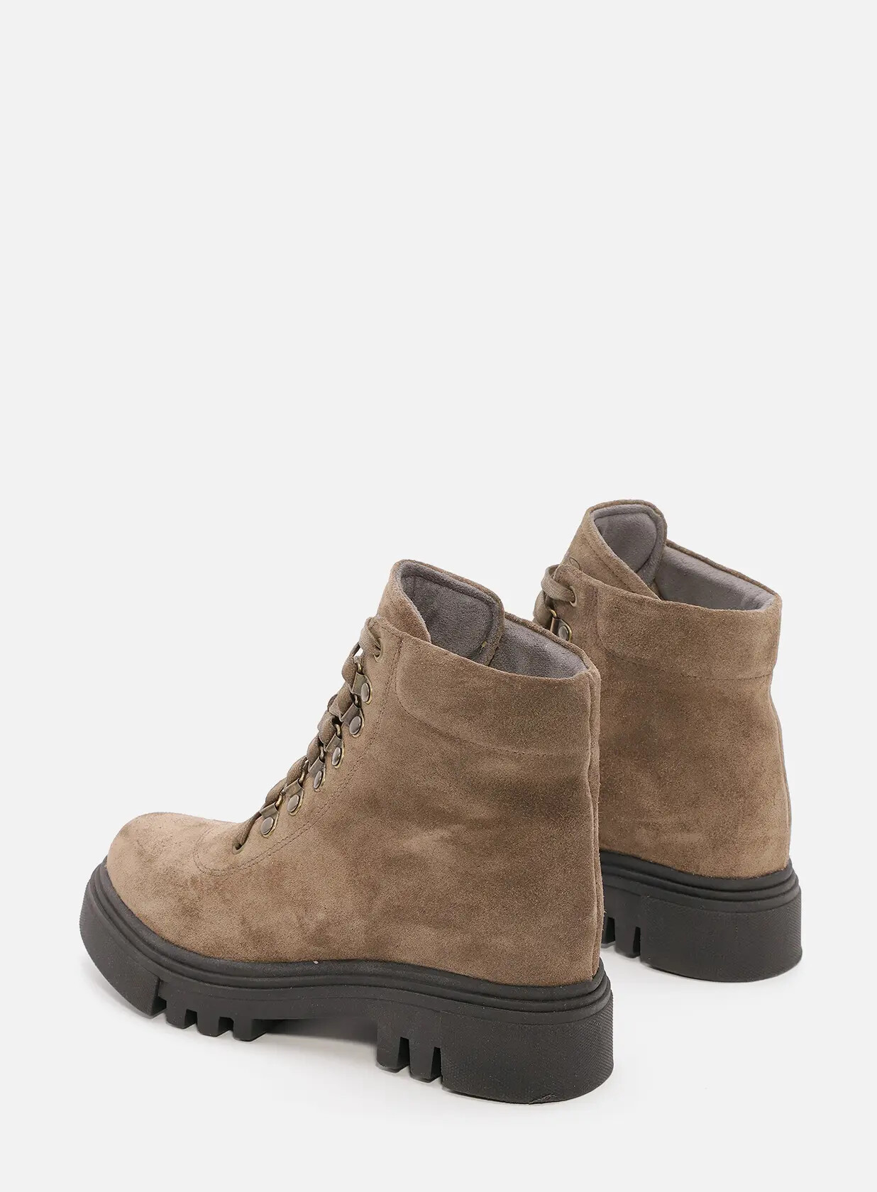 מגפוני קומבט מזמש - נבדה