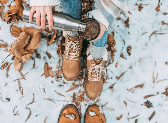 הנעליים המושלמות לחורף 2024 – שילוב מושלם של חום ואופנה