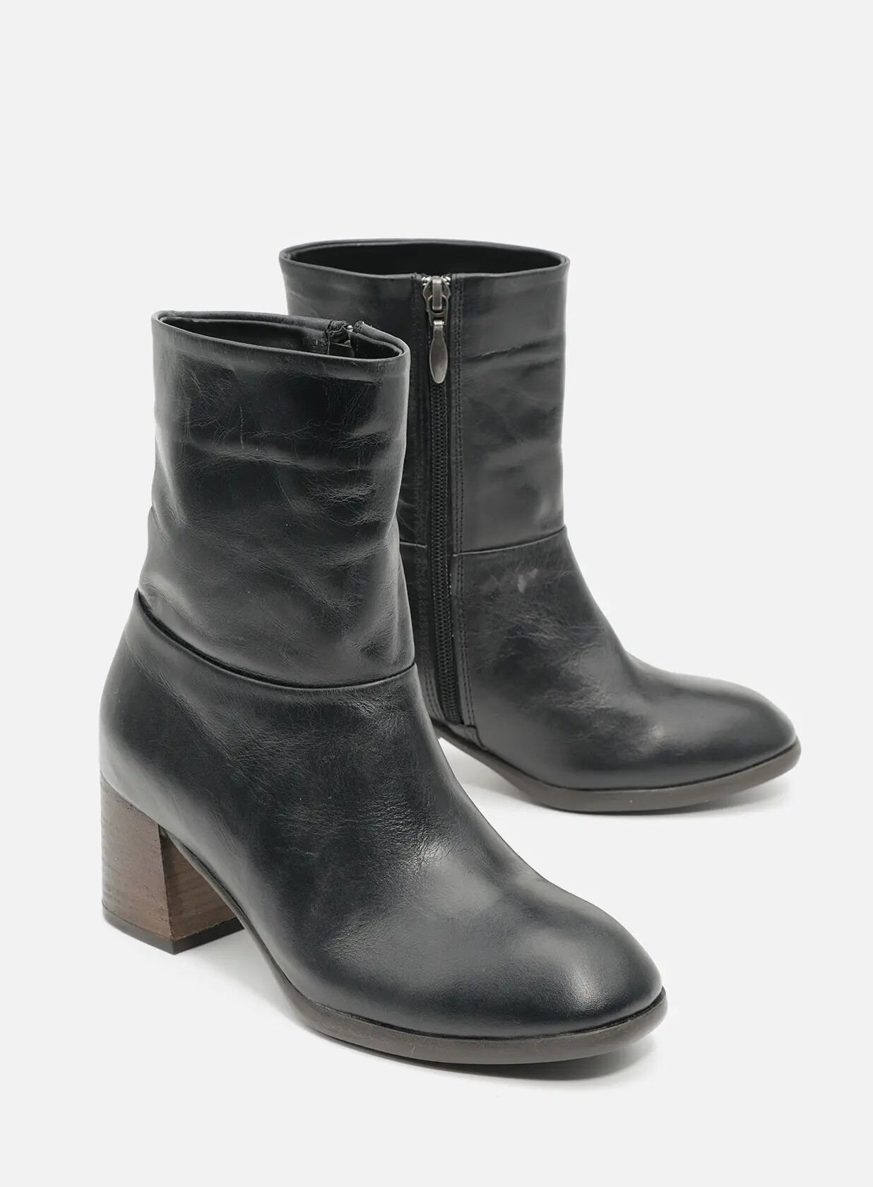 מגפונים מעור - אטלנטה