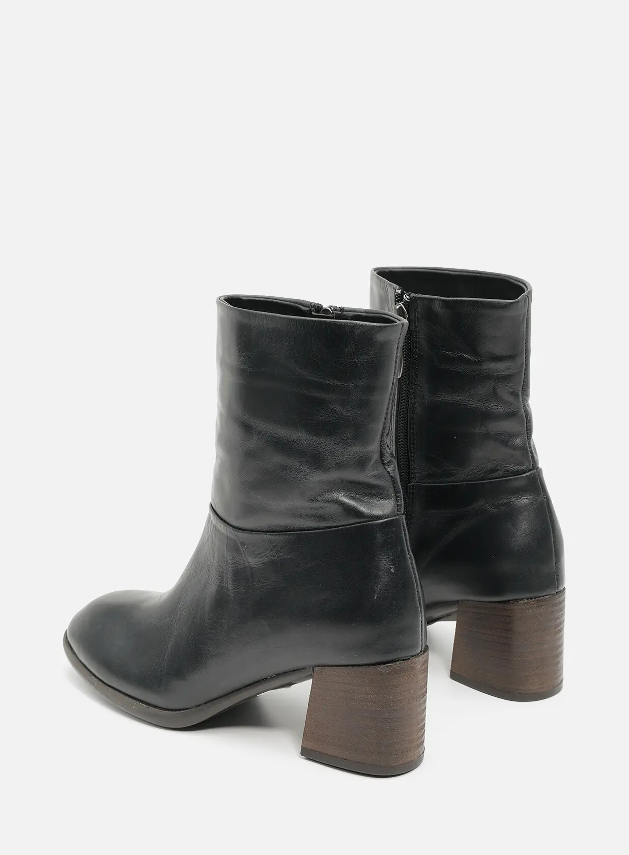 מגפונים מעור - אטלנטה